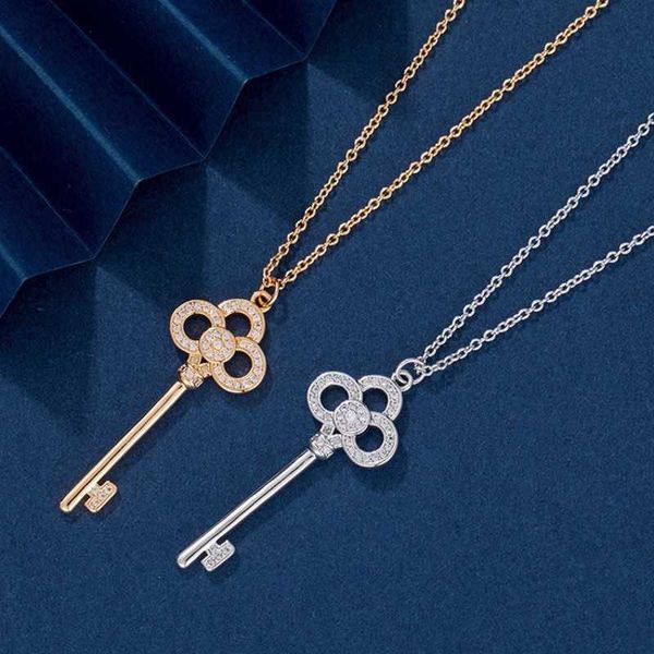

internet celebrity tiffay key necklace sterling silver plated 18k gold diamond heart crown full pendant chain, Golden;silver