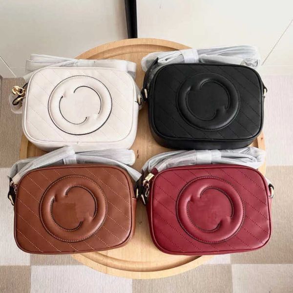 

2023 new factory direct sales dual g camera single shoulder crossbody fashion versatile blondie leather small square bag