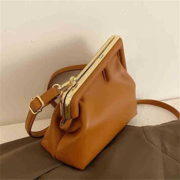 

designer luxury bags red with family clip hand advanced feeling dumpling messenger cloud