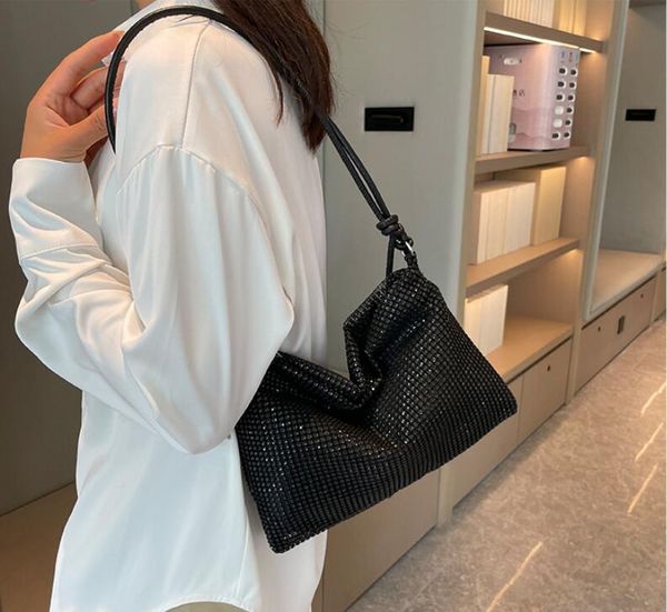 

fashion net red full drill armpit bag 2023 new summer commute bucket bag dumpling bag senior sense flash diamond bag 02