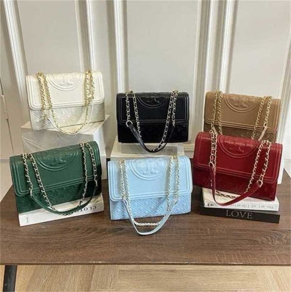 

designer luxury bags trend embossed chain small square messenger black lingge