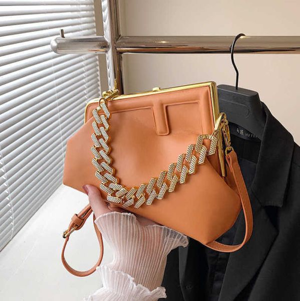 

designer 2023 factory direct sales new women's bag fashion shoulder messenger handbag dinner mouth bag bags