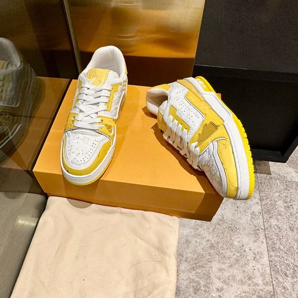 

2023 designer sneaker virgil trainer casual shoes calfskin leather white green red blue letter 0725, Black