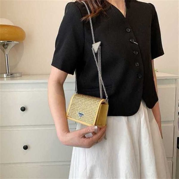 

2023 new luxury bags trend tiktok same mini studded flash sweet little fresh red packet waist