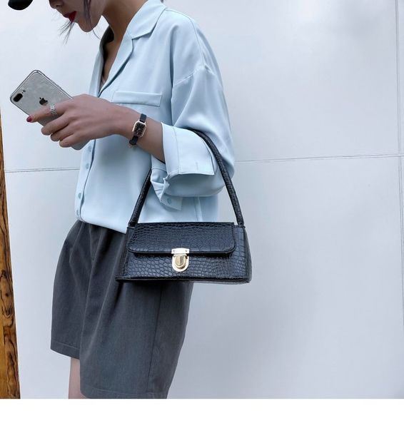 

good fashion bag butterfly chain bag korean fashion lingge one shoulder crossbody bag small square bag korean creative stone pattern shoulde