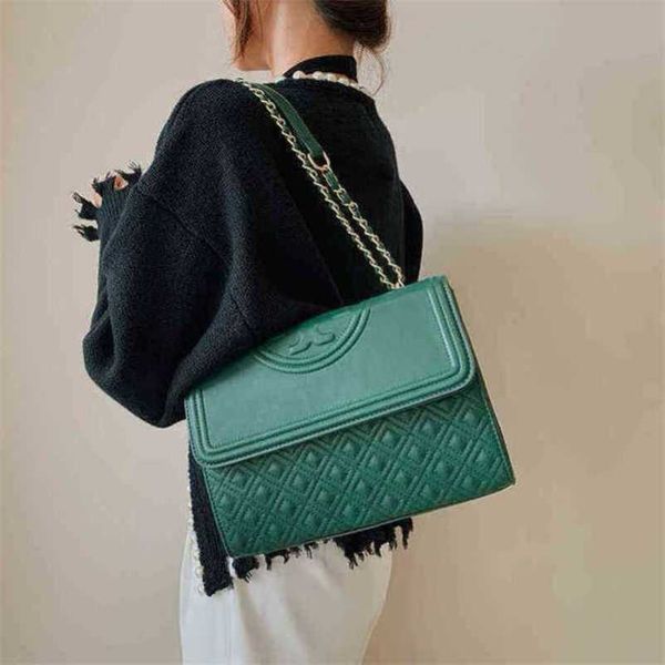 

2023 new luxury bags sense female style lingge shoulder messenger chain fashionable and small square
