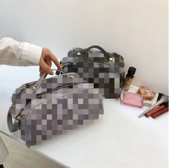 

2023 the latest large capacity makeup bag classic double zipper cosmetics storage bag toiletries storage bag factory direct sales