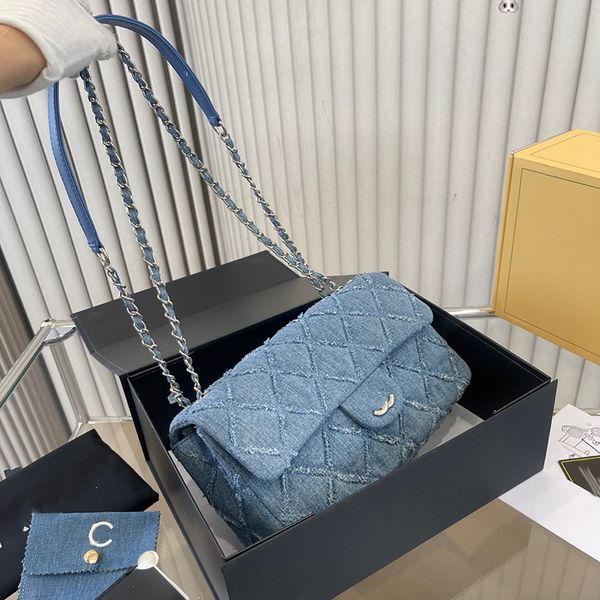

designer womens shoulder bag classic denim bag diamond check clamshell hardware metal c-buckle matelasse chain tote crossbody bags underarm
