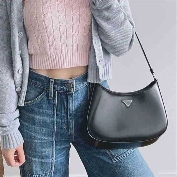 

2023 luxury bags cleo underarm for
