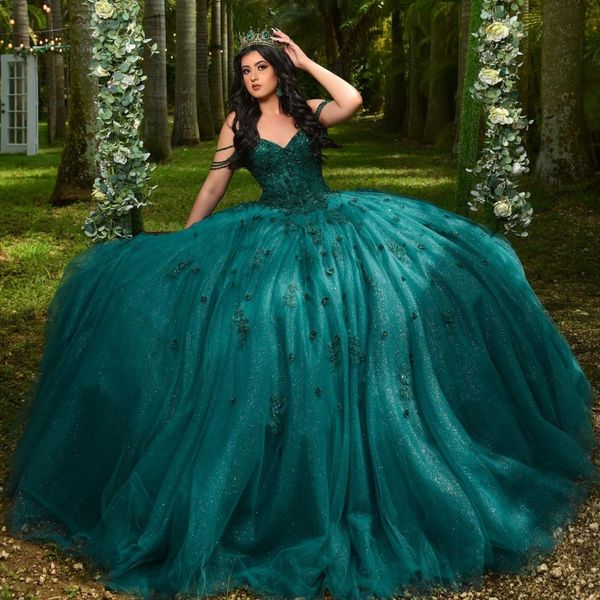 

emerald green shiny ball gown 15 year old vintage quinceanera dresses lace up back appliques lace girls party vestidos, Blue;red