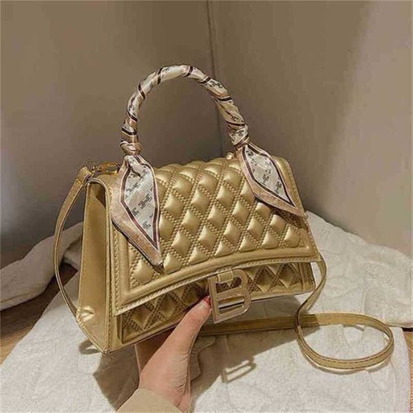 

2023 new luxury bags hourglass leisure portable messenger lingge square