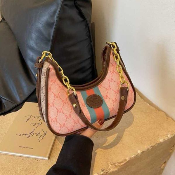 

designer factory direct sales westernized texture underarm 2023 summer new fashion large capacity crescent single shoulder crossbody bag pop