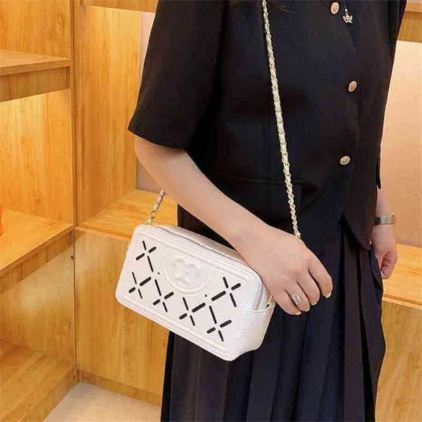 

2023 new luxury bags style square hollow carved chaoxia minority candy color