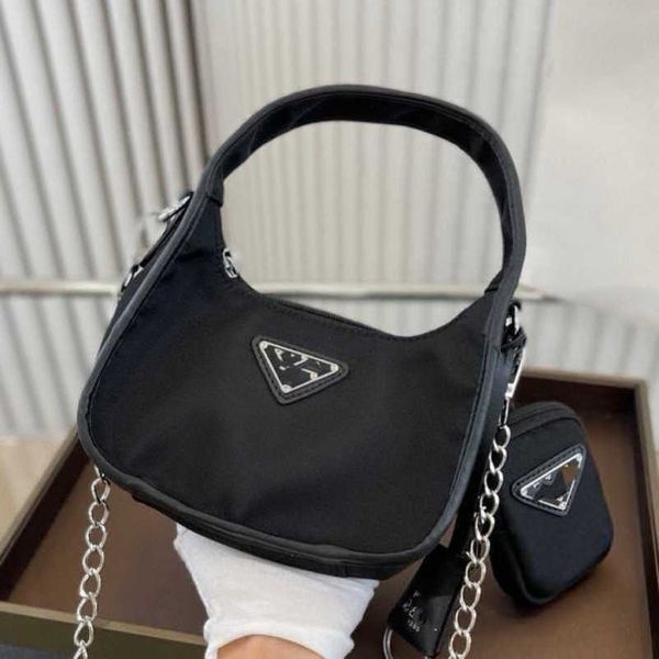 

2023 new factory direct sales women's handbag hobo chain bag