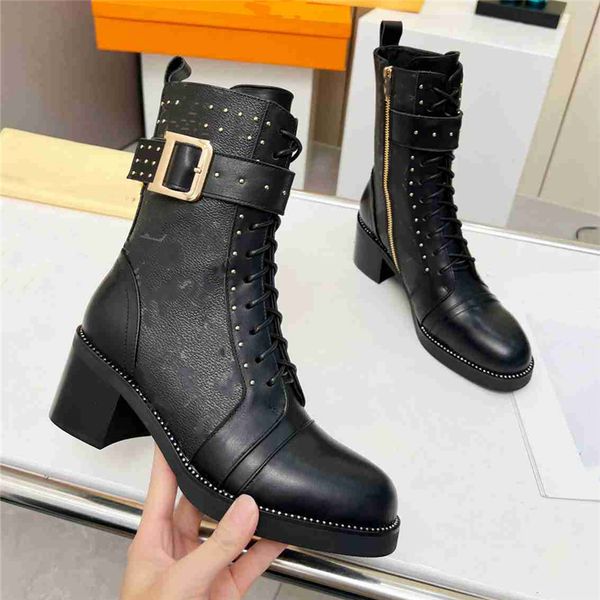 

luxury design boots 2023 luis fashionable women's business work elegant decoration snow anti slip knight boots martin boots casual sock, Black