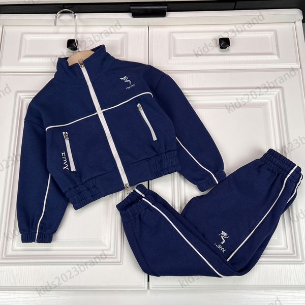 

2023ss children sets autumn jackets with long pants two pieces sets brand designer tracksuits for boys high end kids sports sets new fashion, White