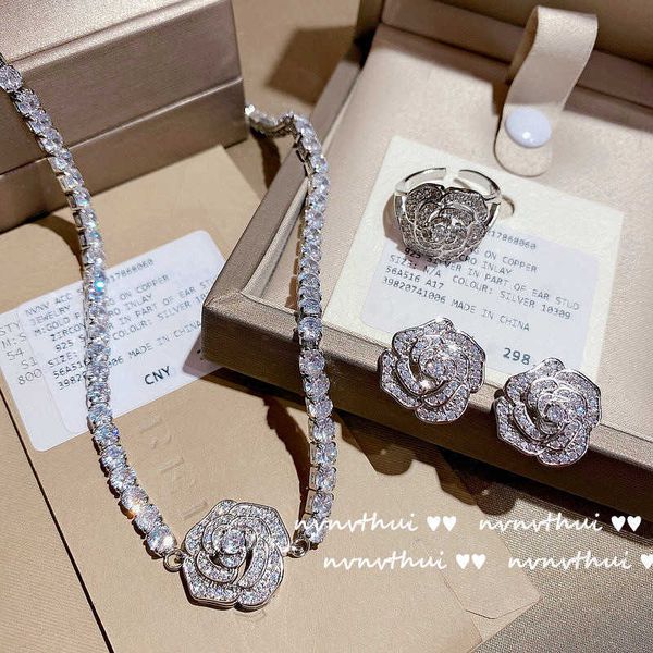 

sparkling necklace plated with 18k gold rose zircon full diamond collarbone chain tassel earrings, Black
