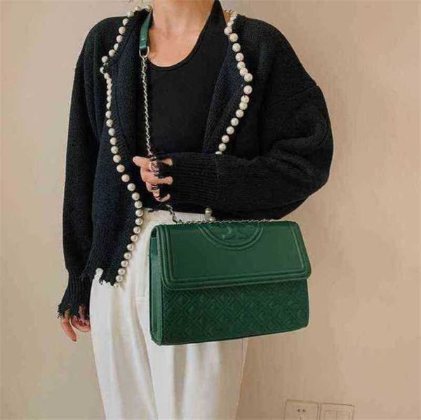 

large capacity messenger shoulder flip square mobile phone