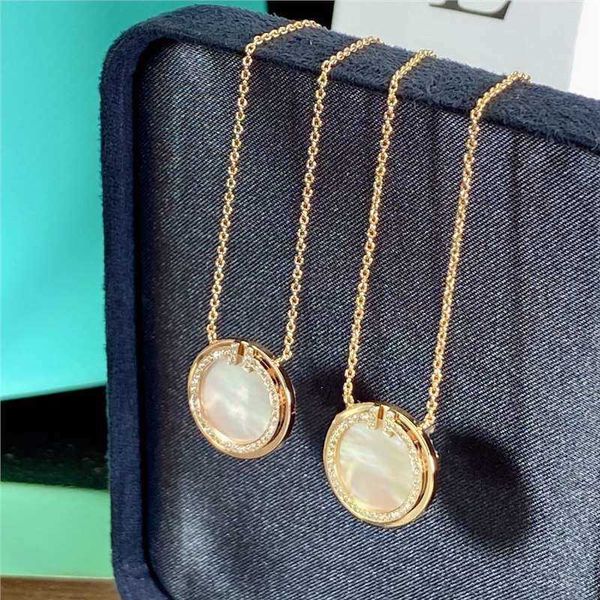 

high version tjia v gold plated cnc process inlaid diamond white fritillary large necklace round cake turquoise clavicle chain, Silver