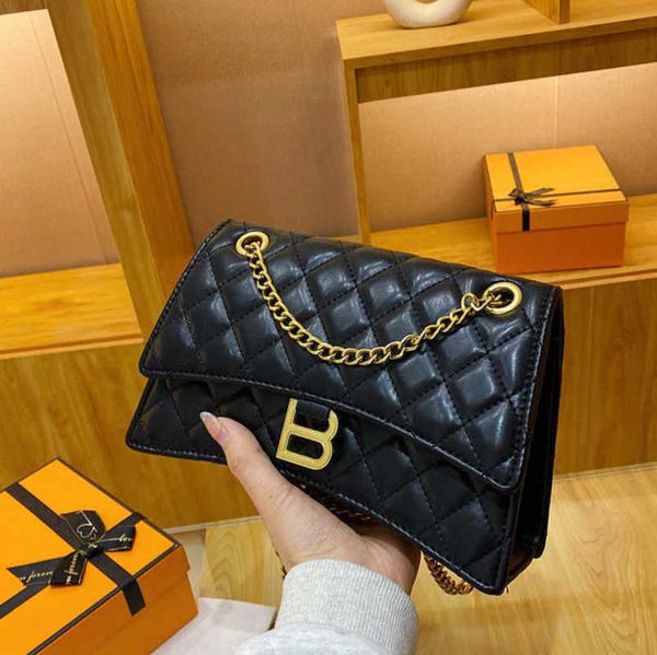 

new luxury 2023 factory direct sales new b-line chain hourglass rhombus women's single shoulder underarm messenger bag
