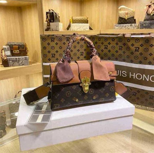 

luxury bags simple shoulder advanced sense style solid color silk scarf portable small square