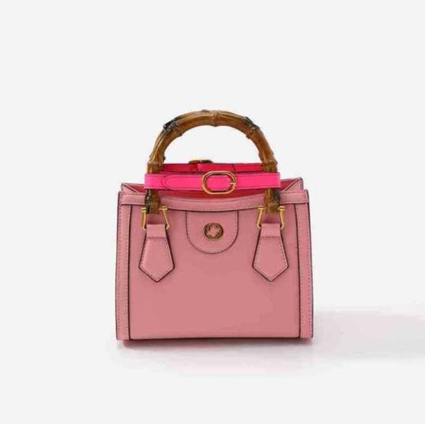 

2023 new luxury bags bamboo hand messenger minority sense