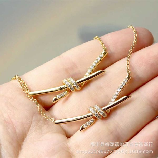 

original v gold high edition tiffay knot necklace women's new diamond twisted cross pendant t1 double t bow collar chain, Black