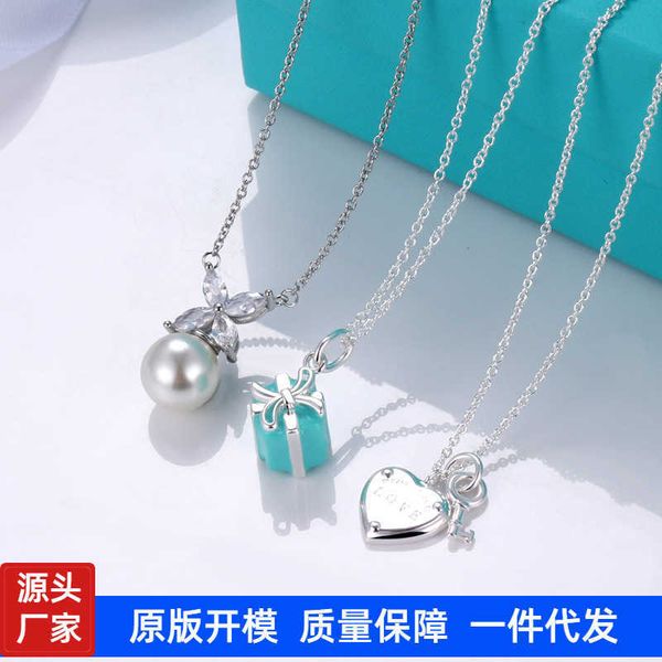 

fashion love key necklace women's home gift box bow pearl pendant collar chain batch, Black