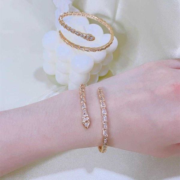 

full diamond snake bone bracelet for female minority design high grade cool super immortal colorless fashionable and personalized handicraft, Black