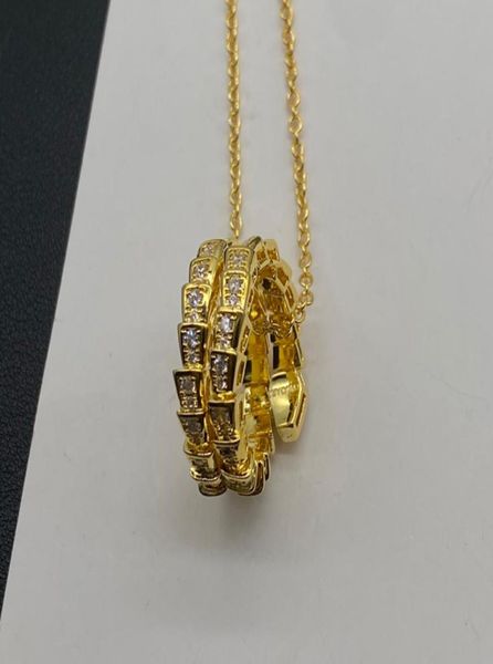 

luxurys desingers necklace silver plated light bone full diamond pattern fashion 3 colour necklaces couple nice good9168721