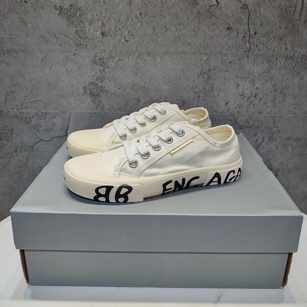 

luxury designer shoes paris casual canvas shoes vintage classic black and white red water dyed high low half trailer canvas shoes1-2
