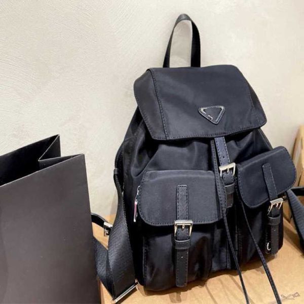 

2023 factory direct sales new women's canvas backpack travel bag