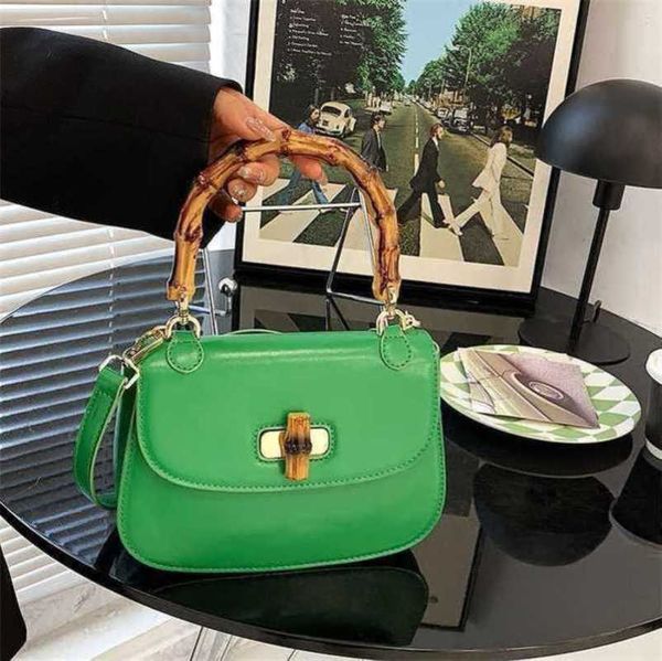 

classic semi-circular saddle bamboo female messenger minority lock