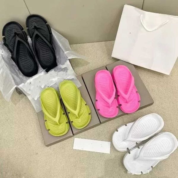 

2022 luxury paris men summer flip-flops slippers designers beach women's outdoor soft shoes sandal slides rubber rose pink black fluore