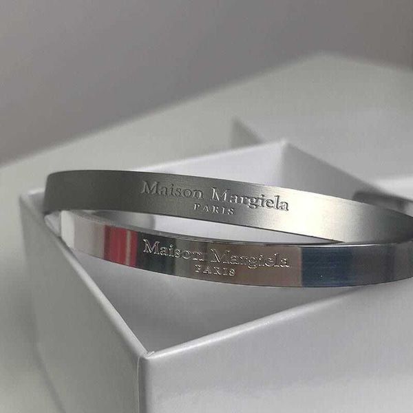 

lukiyy style 21 new letter opening titanium steel majira men's and women's mm6ins bracelet, Black