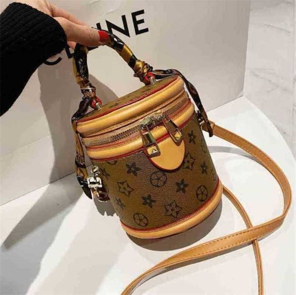

2023 new luxury bags old flower trend shoulder messenger portable bucket femaleb8vo