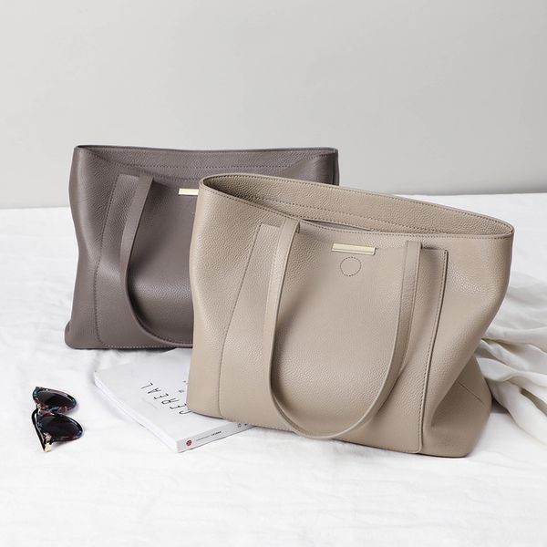 

2023 new fashion fashion genuine leather women's bag shoulder bag versatile large capacity handbag tote bag