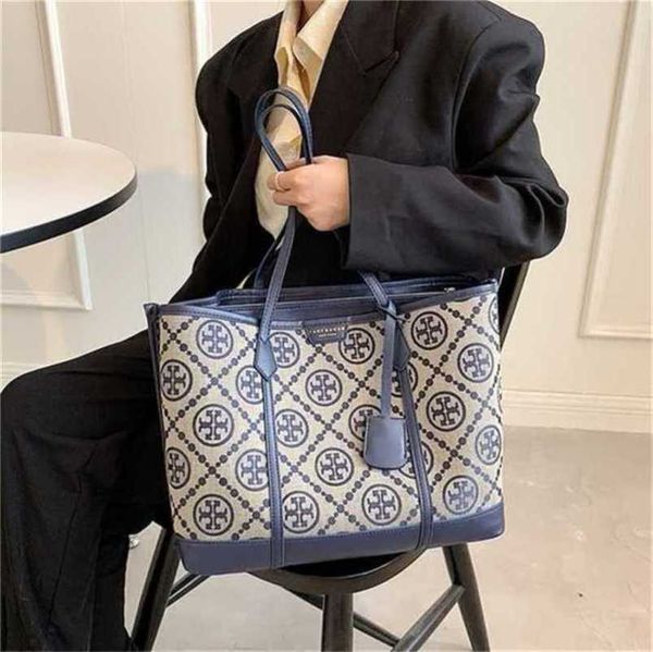 

2023 new luxury bags embroidered canvas old flower shopping crossbody