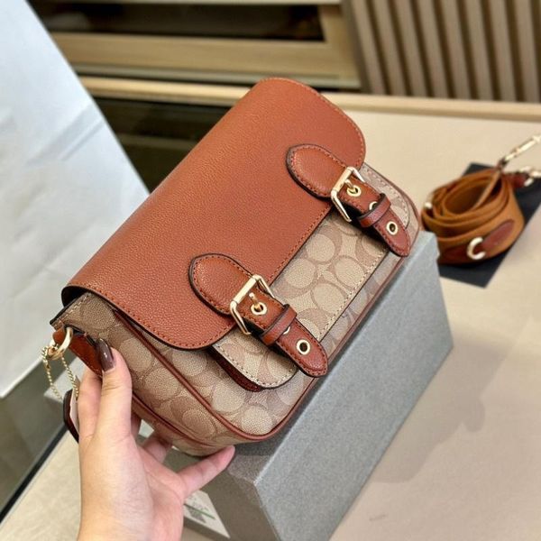 

fashion handbag designer bag women's shoulder bag leather messenger bag classic letter two-tone clamshell small square bag premium comm