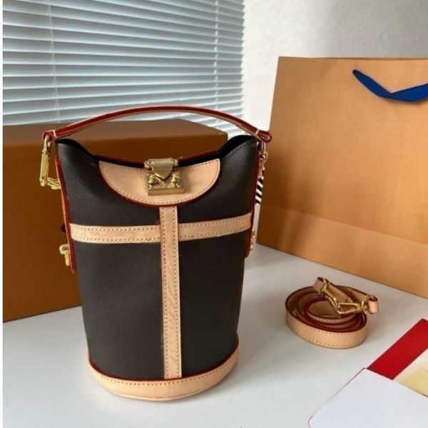 

designer bag duffle shoulder crossbody bags pancake bag tote new fashion papillon trunk leather chain twinny handbag postman bags bucket bag