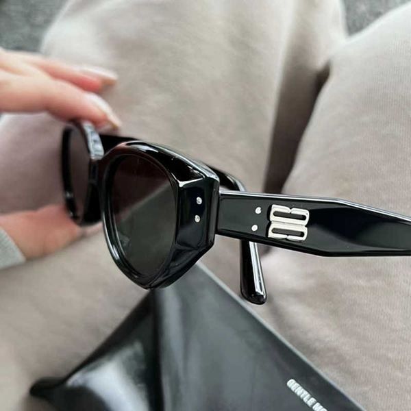 

netizen's same style midin personalized small frame cat eyes sunglasses korean version sun protection glasses, White;black