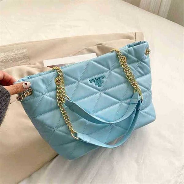 

designer luxury bags chain messenger embroidered thread bucket for women