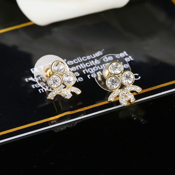 

designers brand earrings 18k gold plated luxury designer letters stud ear hook geometric famous women crystal rhinestone pearl earring weddi, Golden