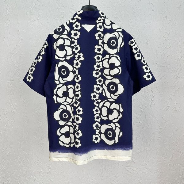 

2023 early autumn classic new arrival: 100% polyester oversize vintage camellia short sleeve, White;black