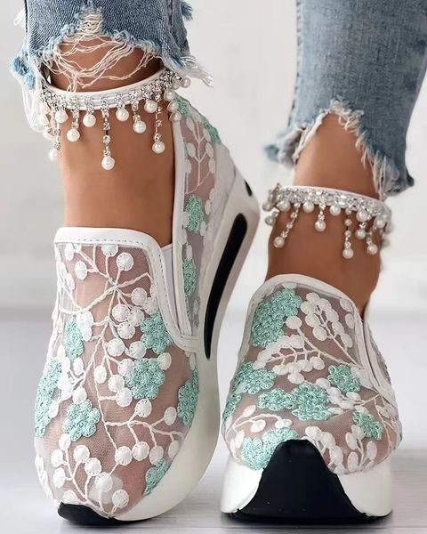 

dress shoes women's sneakers floral embroidery mesh sneakers for women slip on casual comfy heeled shoes woman 230729, Black