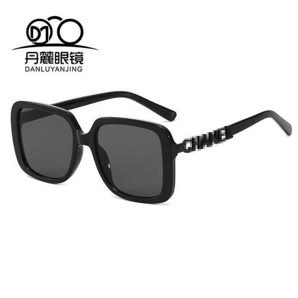 

50% off wholesale of sunglasses new xiaoxiang hollow letter ch5268 li nian same black frame square sunglasses, White;black