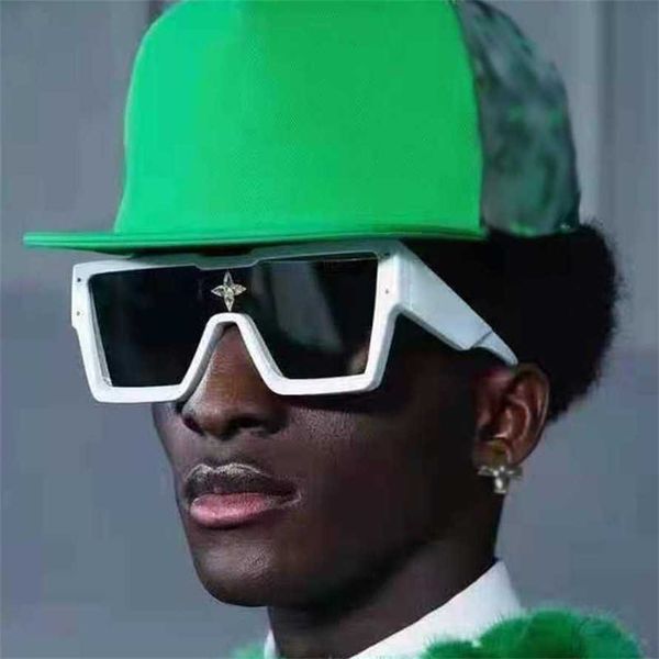 

56% off wholesale of sunglasses millionaire's new square star ins diamond street pgraphy sunglasses fashion, White;black