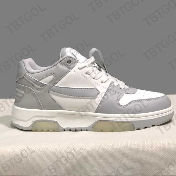 

designer leather men women sneakers 2023 running shoes low black white pink light blue patent leather sneakers running shoes 35-45 with box
