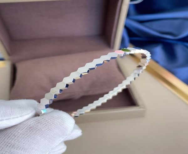 

2020 new beehive bracelet fashionable hexagonal structure with temperament classic drillless style bracelet7442540, Black