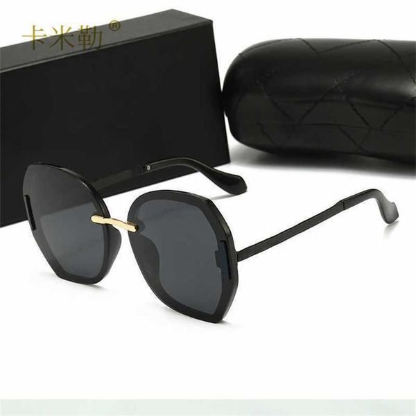 

56% off wholesale of new women's polarized fashion oval face sunglasses driving holiday sunglasses 568, White;black